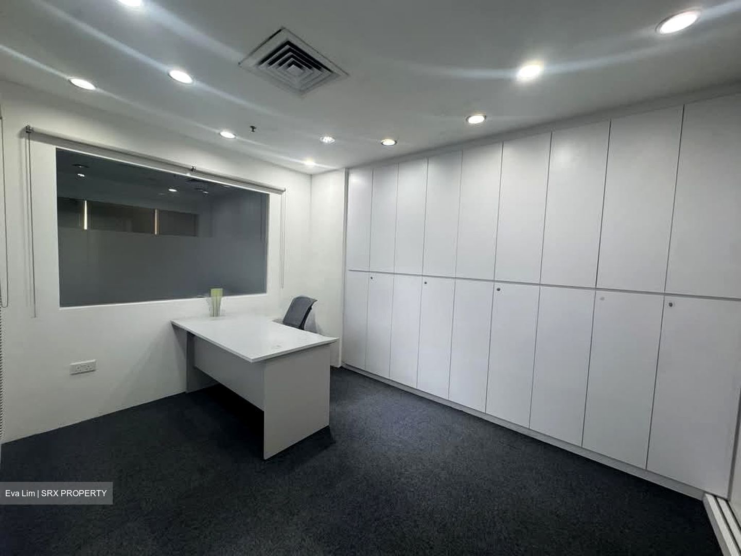 International Plaza (D2), Office #568724841